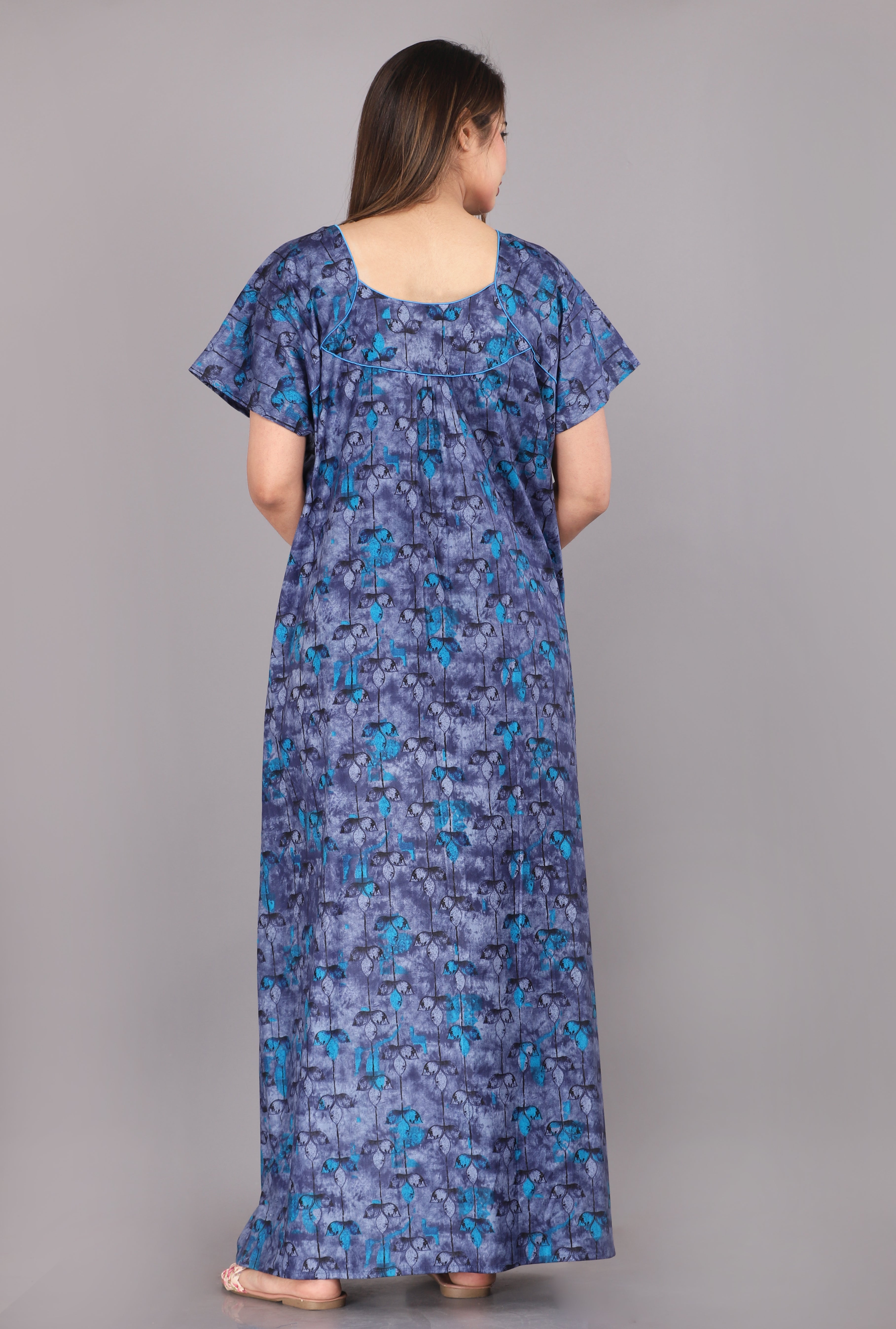 Women Cotton Floral Nightgown With Short Sleeves, Full Length And With Side Pockets (Free Size, Blue)